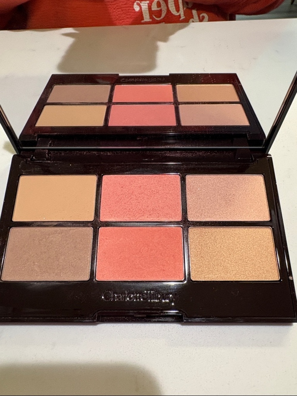Charlotte Tilbury Dark Brown Eyeshadow Palette with Gold Detailing - Picture 3 of 8